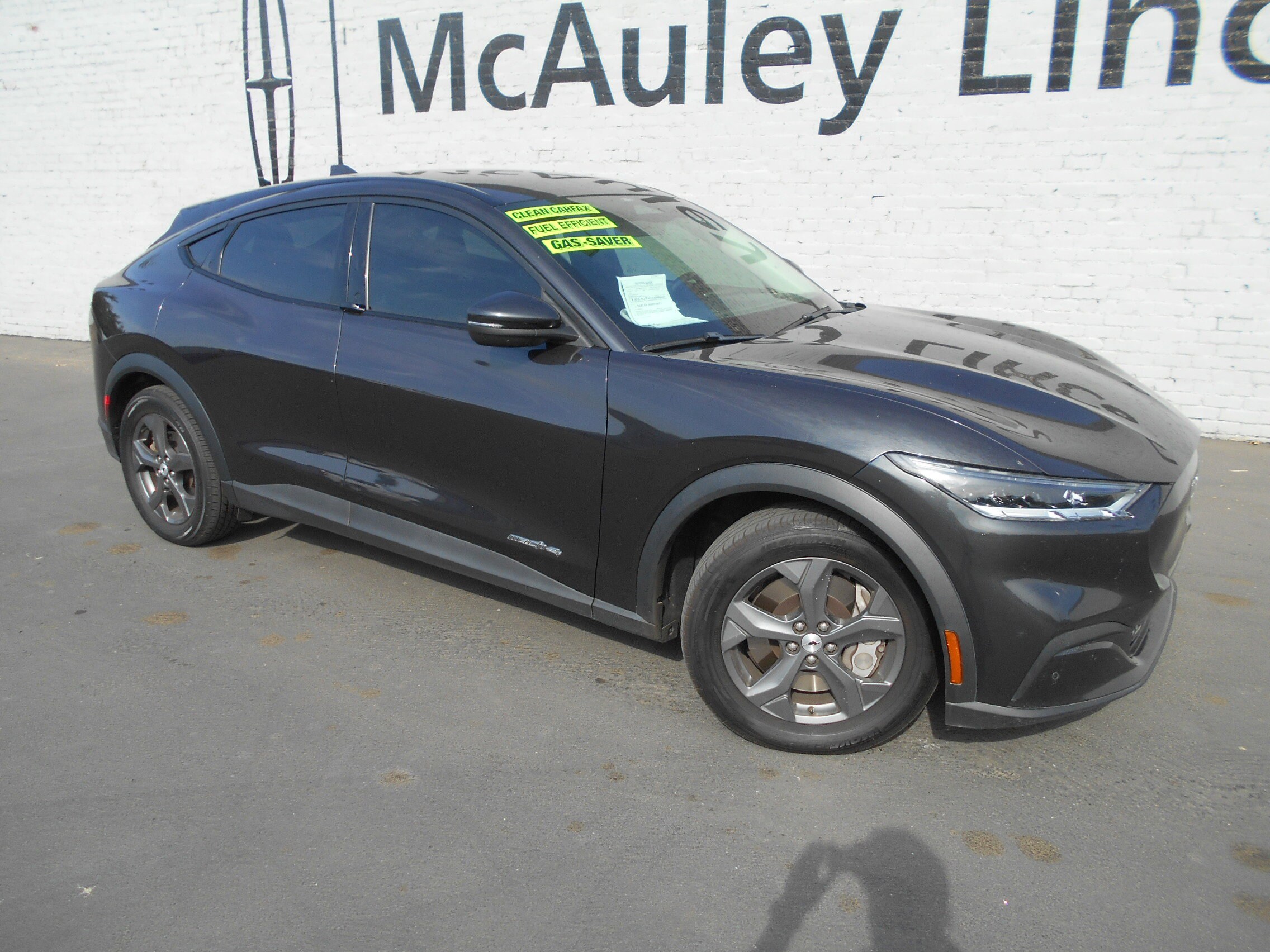 2022 Ford Mustang Mach-E Select photo 2