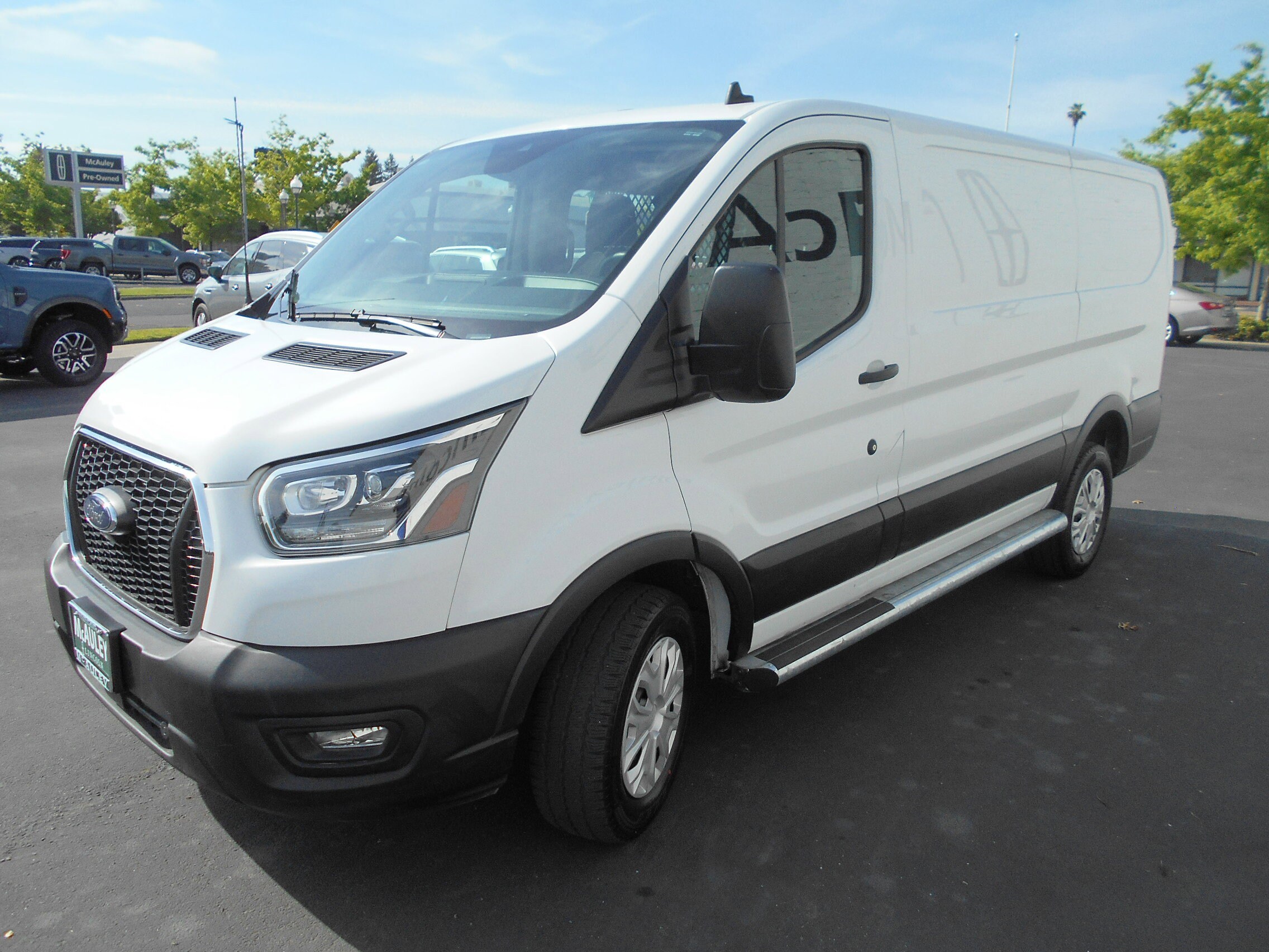 2023 Ford Transit photo 4