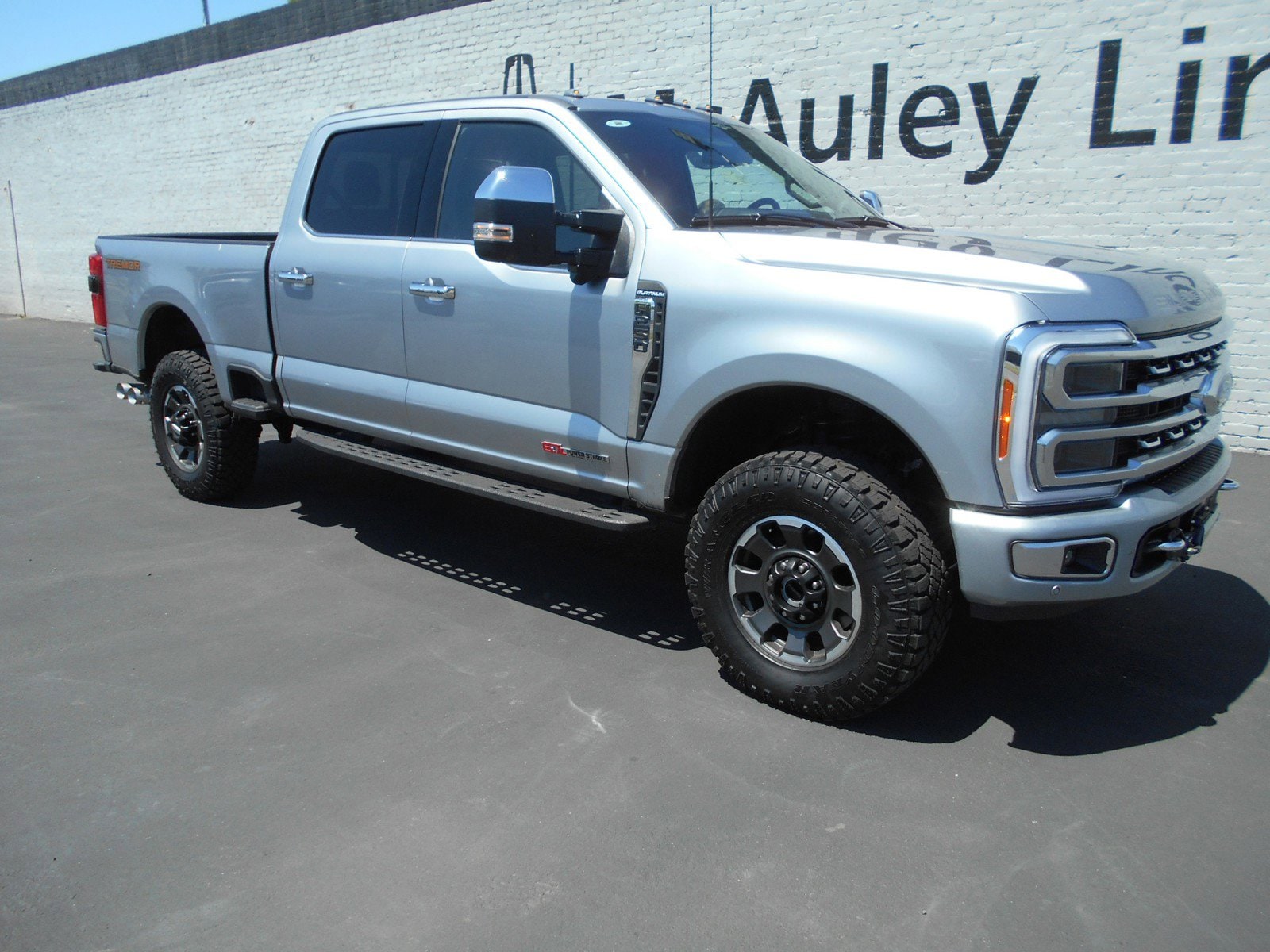 Used 2023 Ford F-250 Super Duty Platinum with VIN 1FT8W2BM0PED63487 for sale in Merced, CA