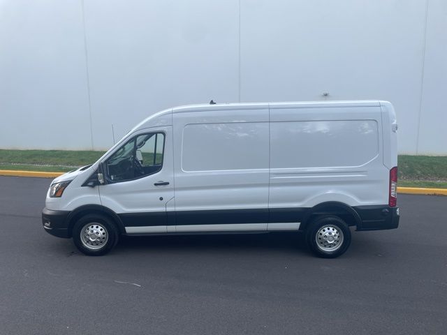 2024 Ford Transit photo 2
