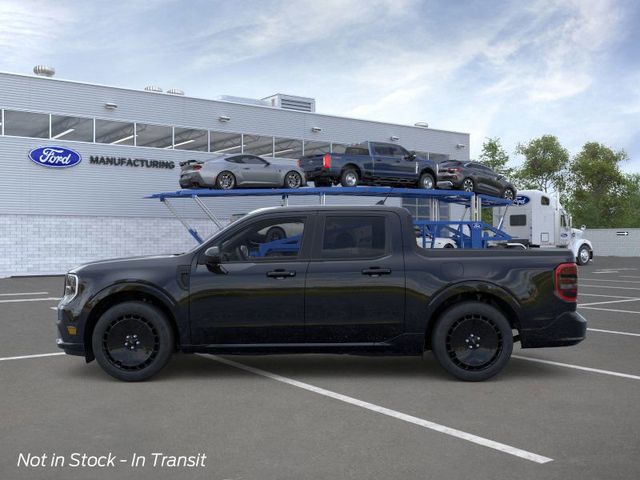 2025 Ford Maverick photo 3