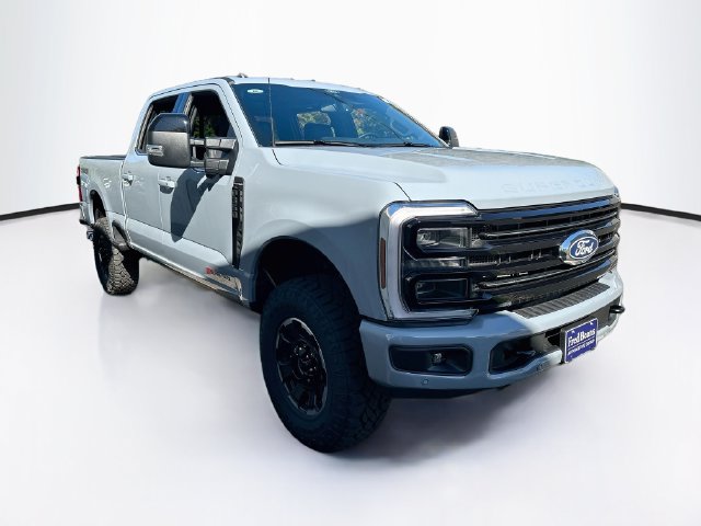 2027 Ford F-350 Platinum Truck Crew Cab