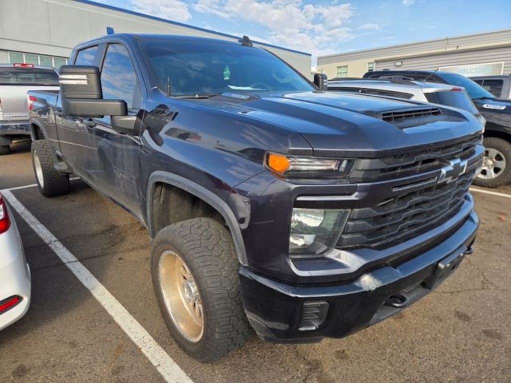 Used 2024 Chevrolet Silverado 2500HD Custom Truck Crew Cab
