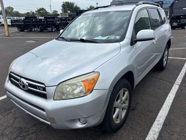 2007 Toyota RAV4 Limited photo 2