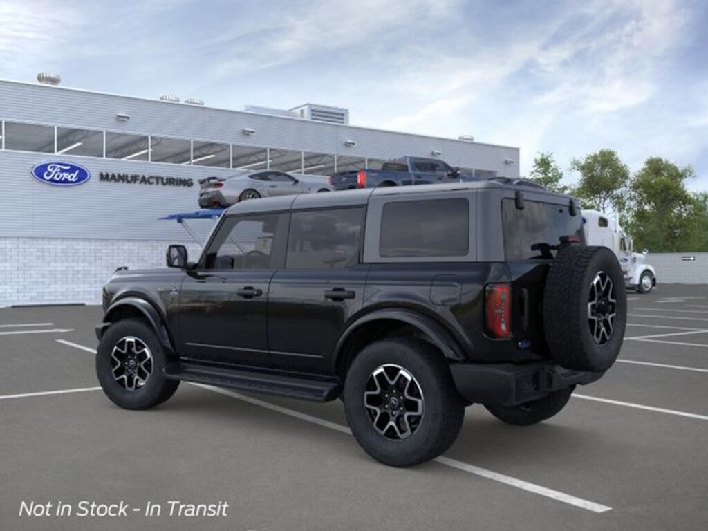 New 2026 Ford Bronco Outer Banks SUV