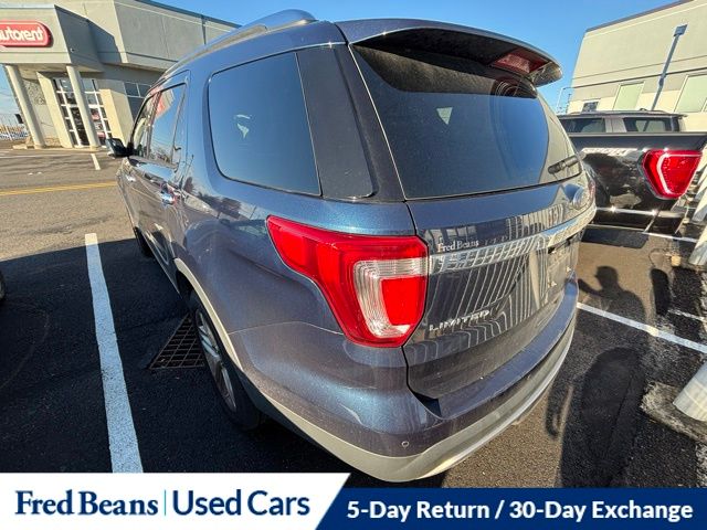 2017 Ford Explorer Limited photo 3