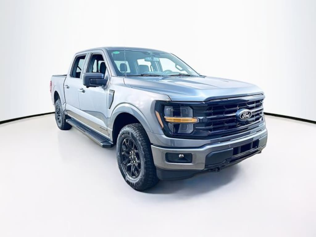 New 2025 Ford F-150 XLT Truck SuperCrew Cab