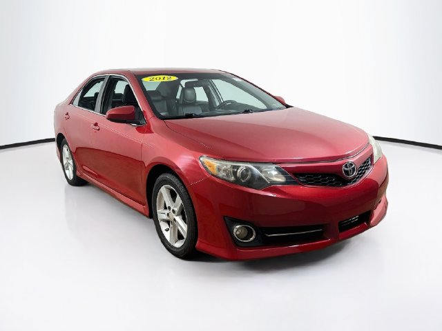 Used 2012 Toyota Camry SE Sedan