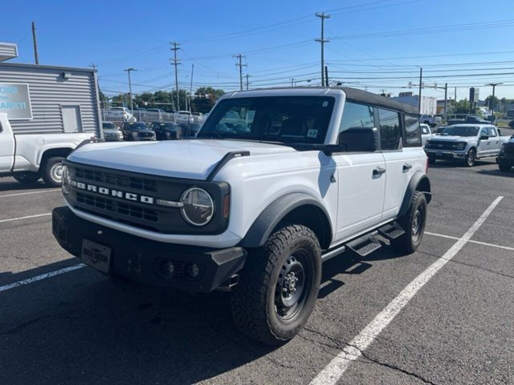 Used 2023 Ford Bronco Black Diamond SUV