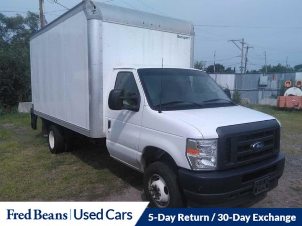 Used 2024 Ford E-450SD Base Truck