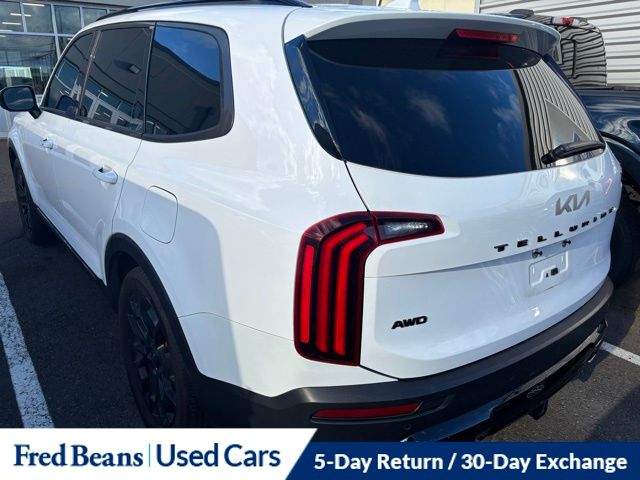 2022 Kia Telluride SX photo 3