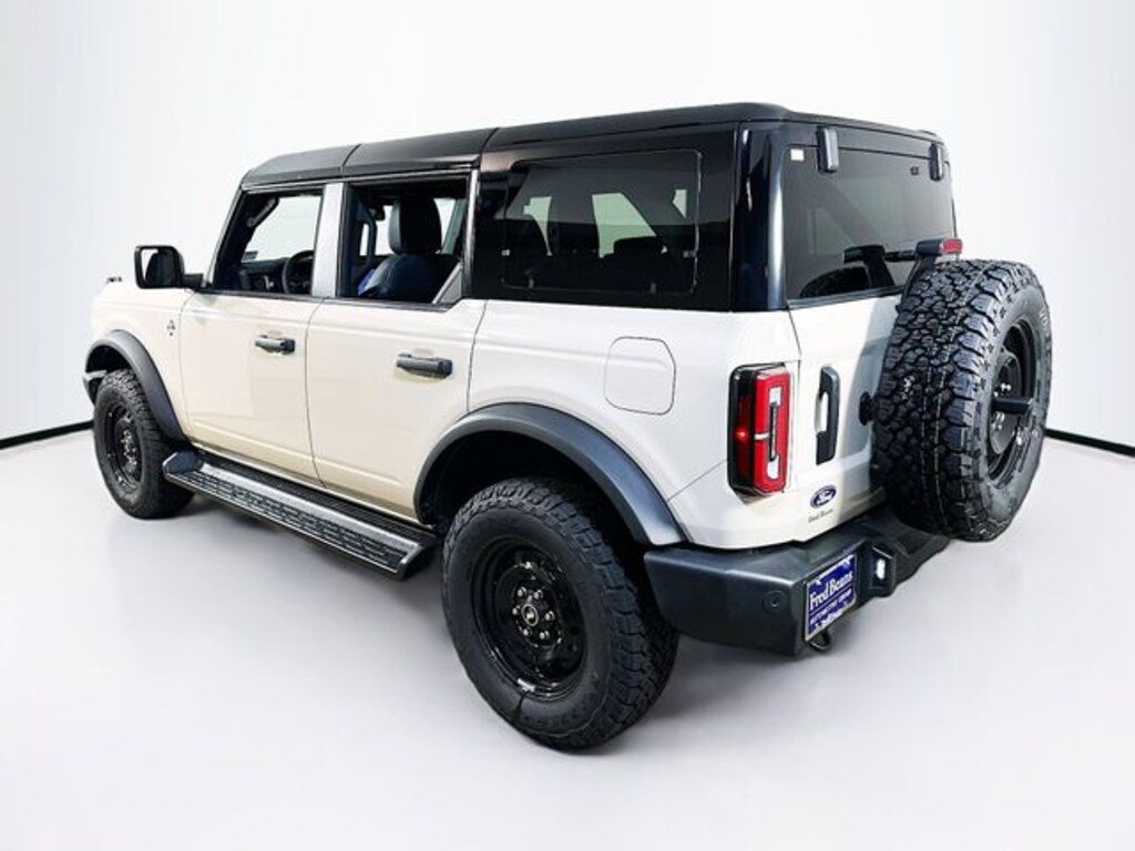 New 2026 Ford Bronco Outer Banks SUV