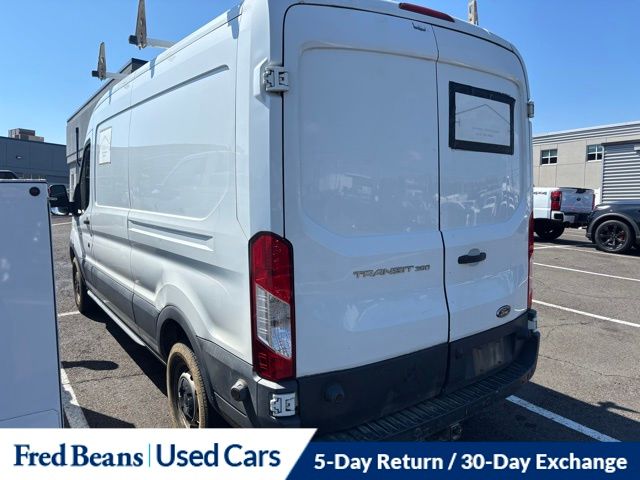 2017 Ford Transit photo 4