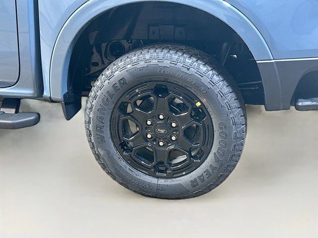 2025 Ford Ranger Lariat photo 4