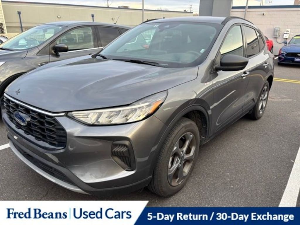 Certified 2025 Ford Escape ST-Line SUV