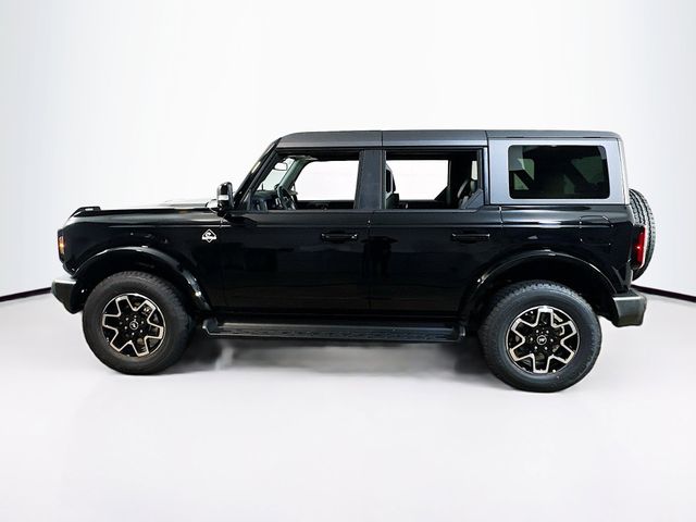 2025 Ford Bronco Outer Banks photo 3