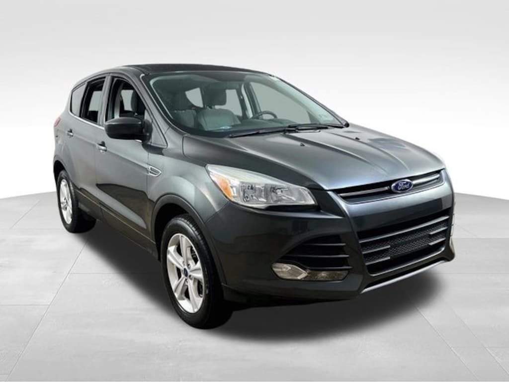 Used 2016 Ford Escape SE SUV