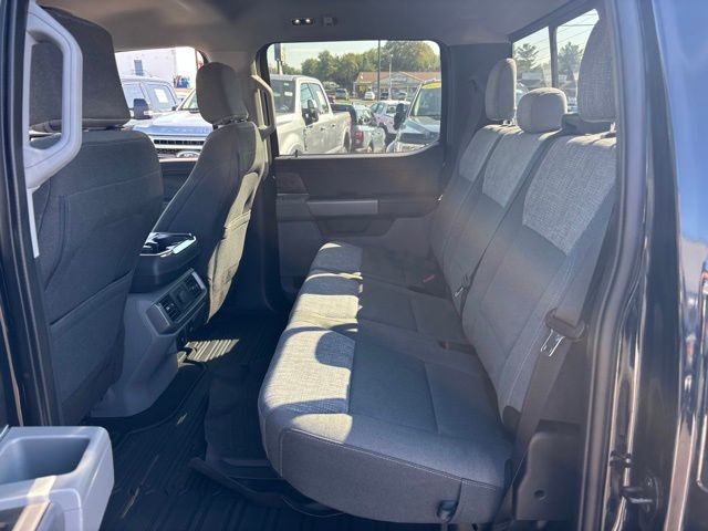 2022 Ford F-150 XLT photo 4