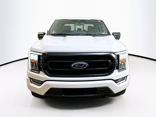 2022 Ford F-150 XLT photo 2