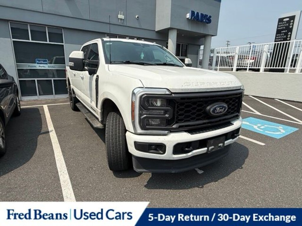 Used 2023 Ford F-350SD Lariat Truck Crew Cab