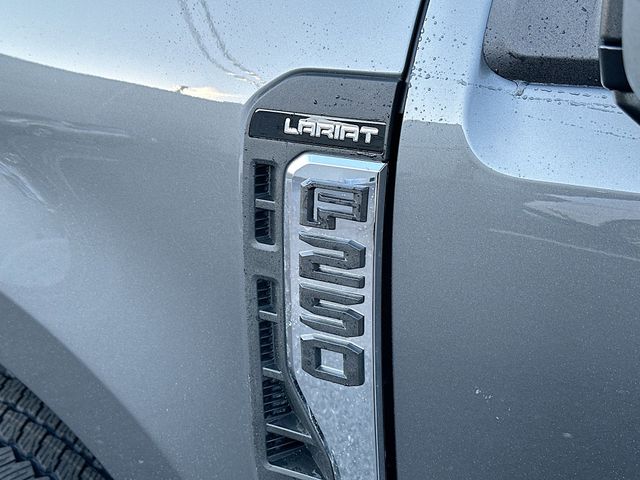 2026 Ford F-250 Super Duty Lariat - Photo 9