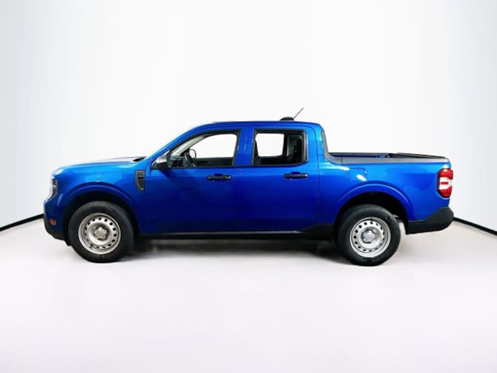 New 2025 Ford Maverick XL Truck SuperCrew
