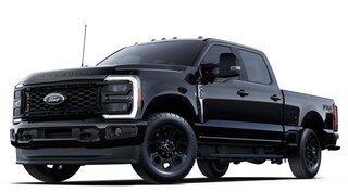 2025 Ford F-350 XLT Truck Crew Cab 4x4