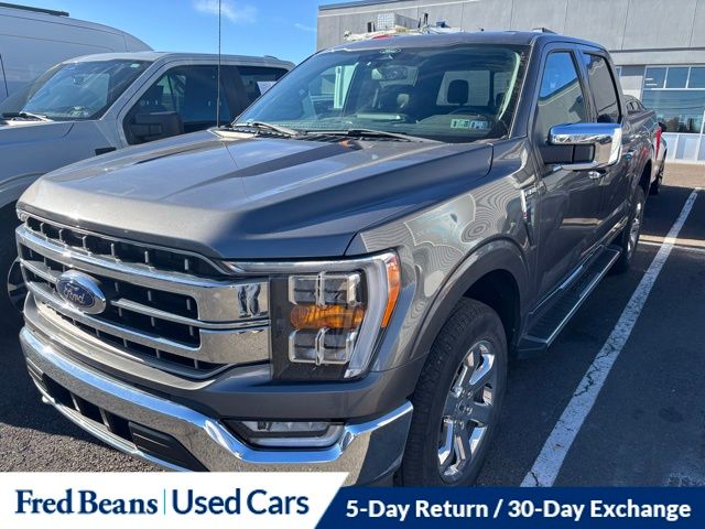 2022 Ford F-150 Lariat photo 2