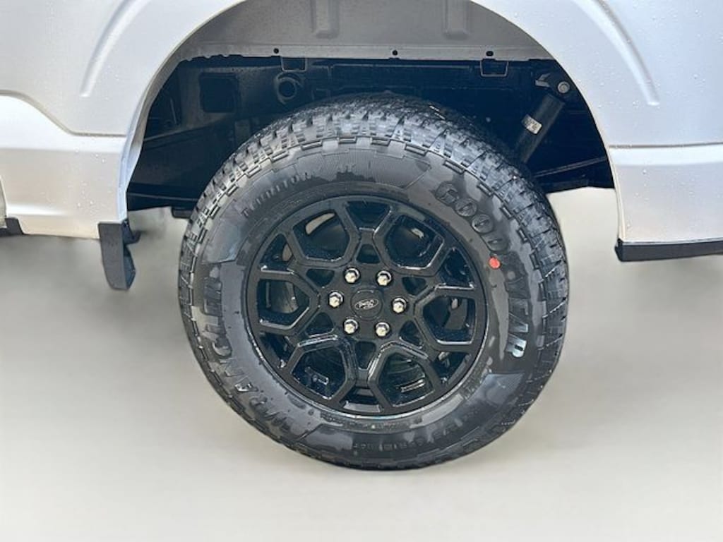 New 2025 Ford F-150 XLT Truck SuperCrew Cab