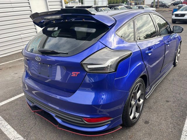 2015 Ford Focus ST photo 3