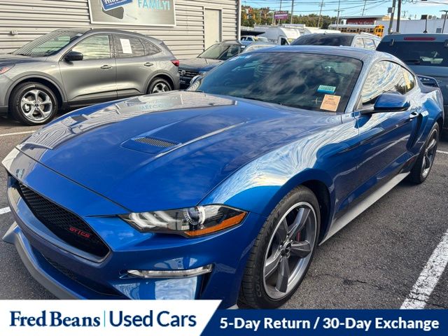 2022 Ford Mustang GT Premium photo 2