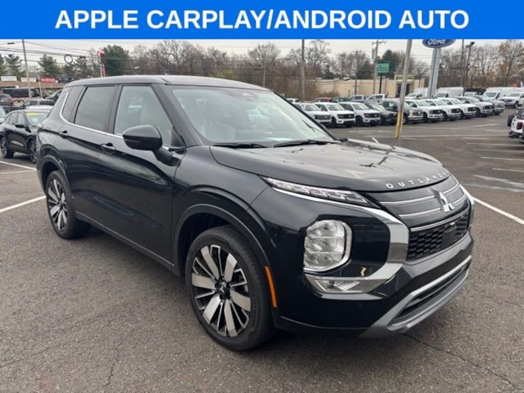 Used 2025 Mitsubishi Outlander SE SUV