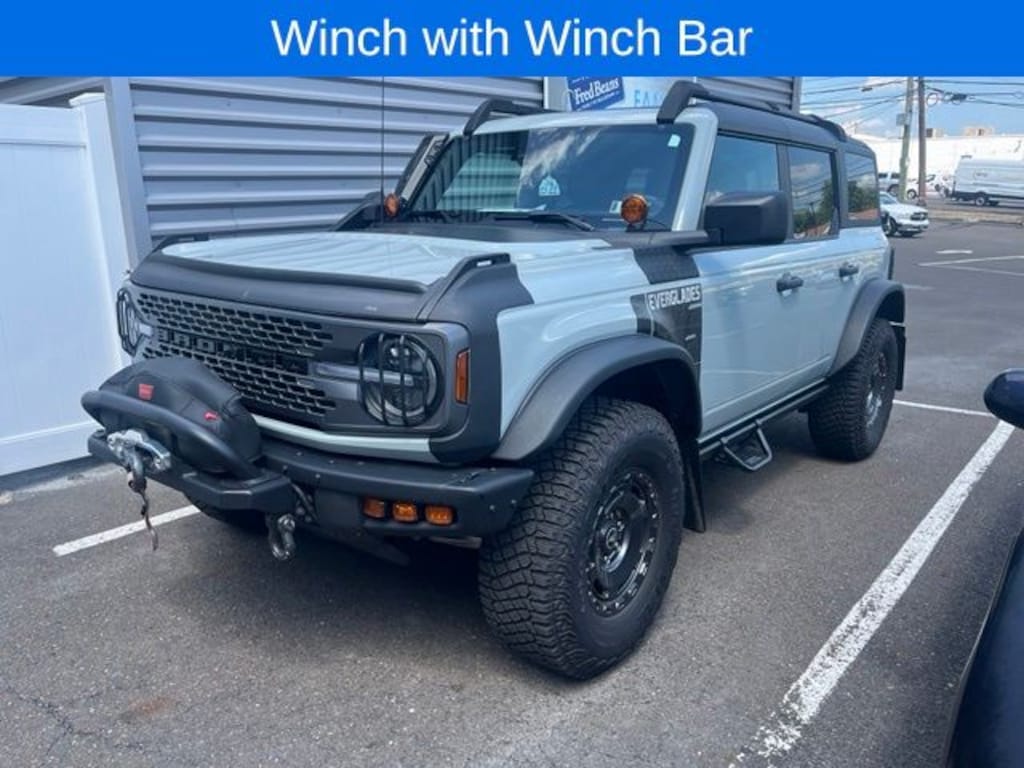 Certified 2024 Ford Bronco Everglades SUV