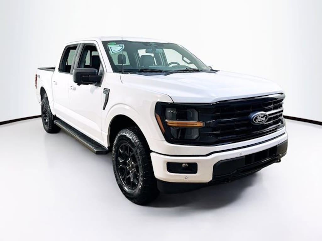 New 2025 Ford F-150 XLT Truck SuperCrew Cab