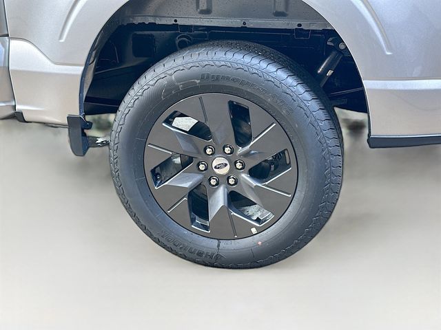 2025 Ford F-150 STX photo 4