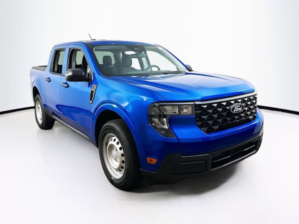 New 2025 Ford Maverick XL Truck SuperCrew