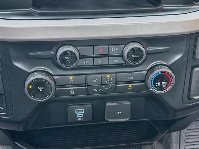 2026 Ford F-350 Super Duty XL - Photo 14