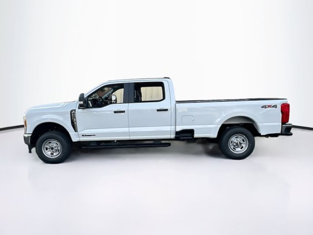 New 2026 Ford F-250 XL Truck Crew Cab