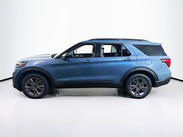 2026 Ford Explorer photo 3