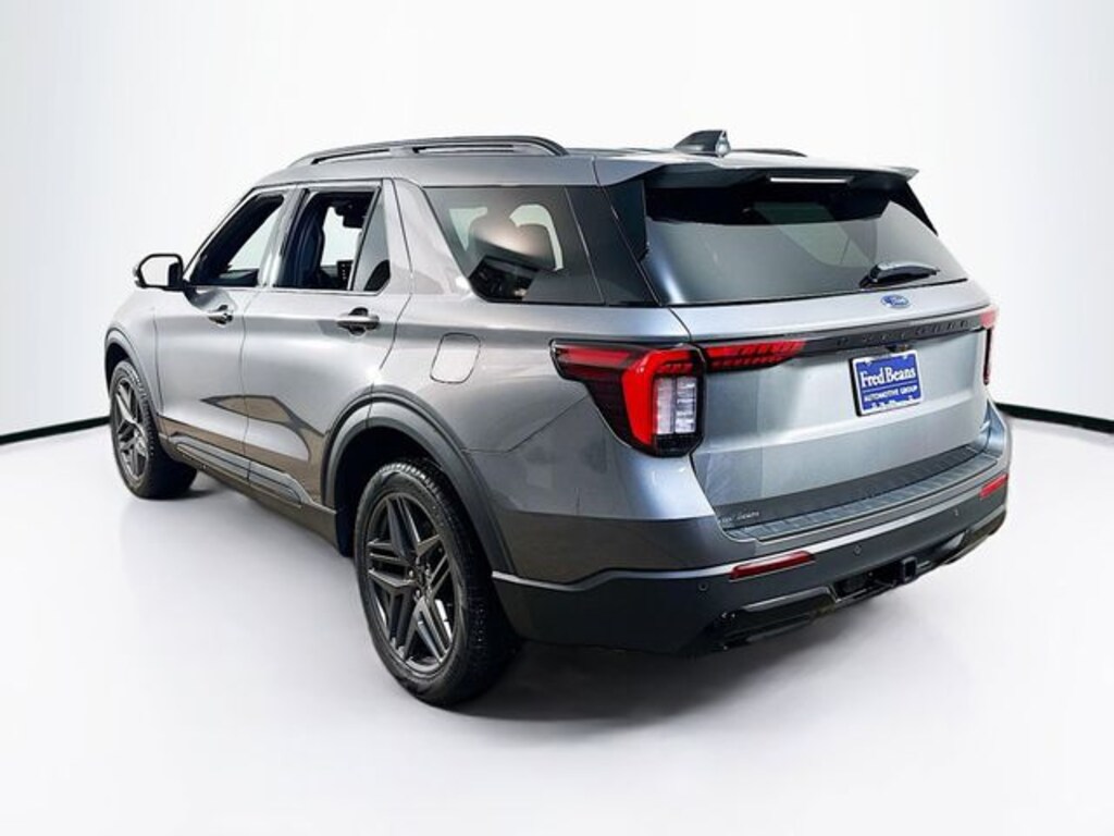 New 2025 Ford Explorer ST-Line SUV