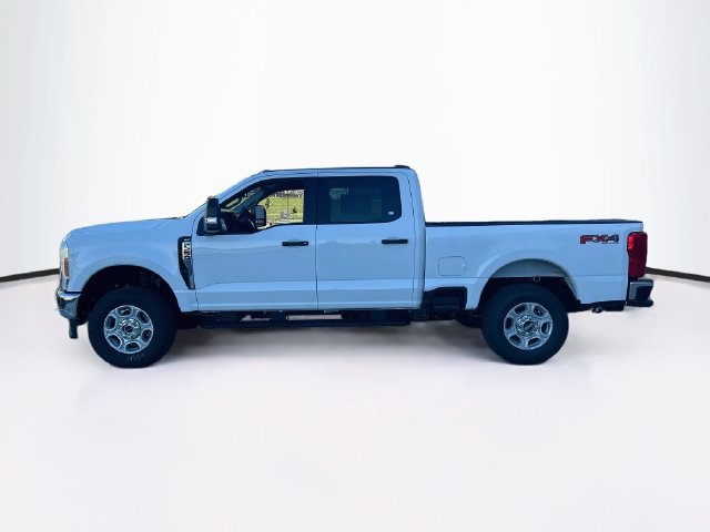 New 2027 Ford F-250 XLT Truck Crew Cab