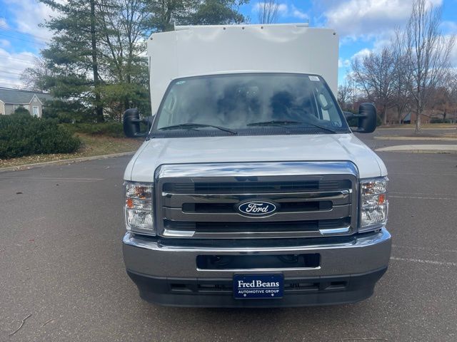 2026 Ford E-350 Base photo 2
