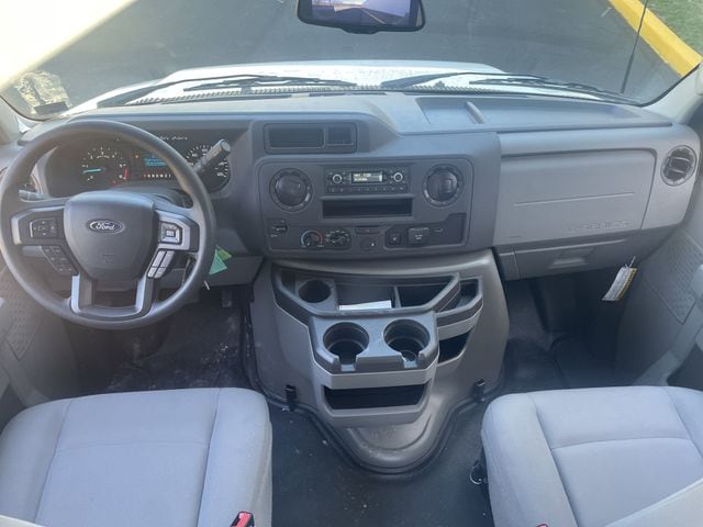 2025 Ford E-Series Cutaway Base - Photo 11