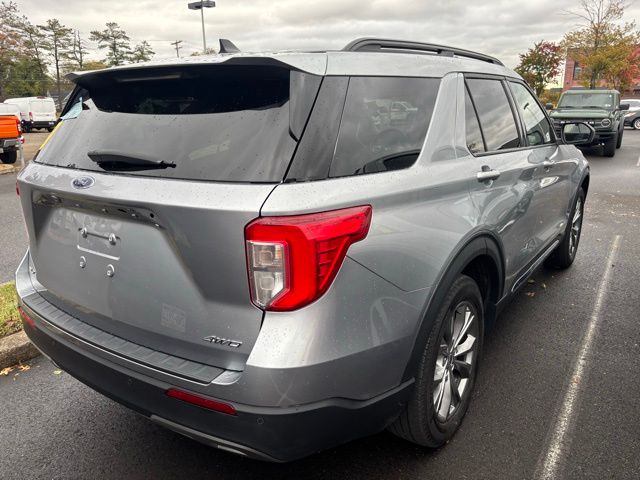 2022 Ford Explorer XLT photo 3