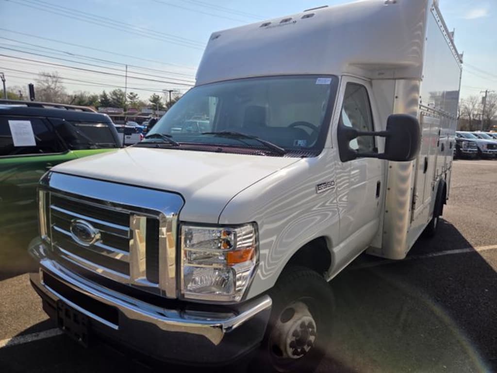 Used 2025 Ford E-350SD Truck