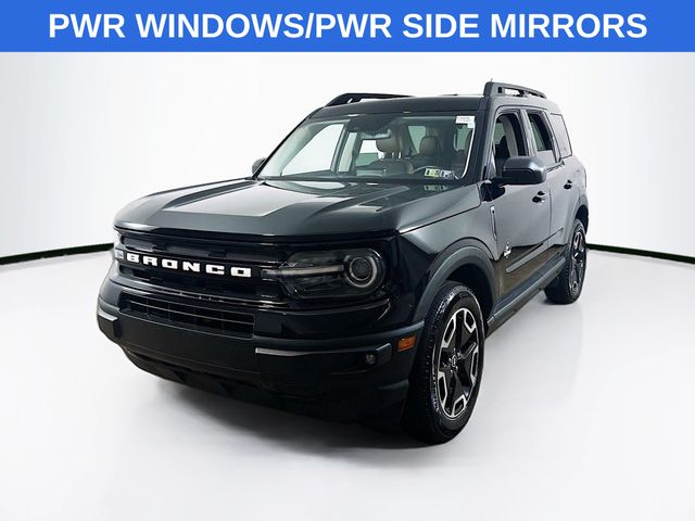 2023 Ford Bronco Sport Outer Banks photo 3