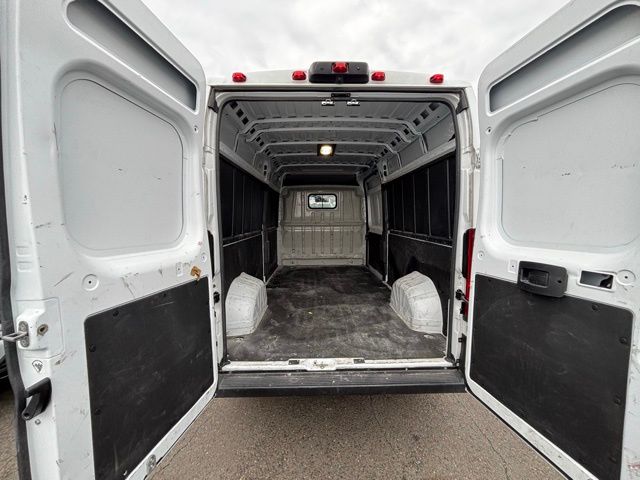 2025 Ram ProMaster 2500 Cargo Van photo 3