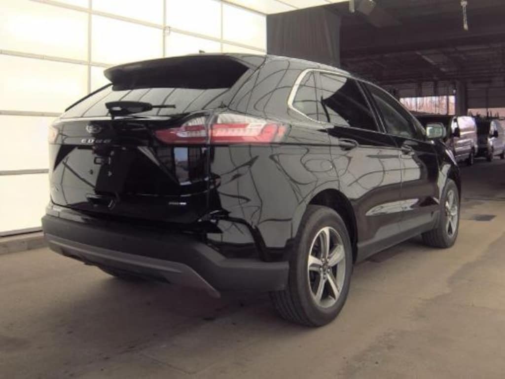 Certified 2024 Ford Edge SEL SUV