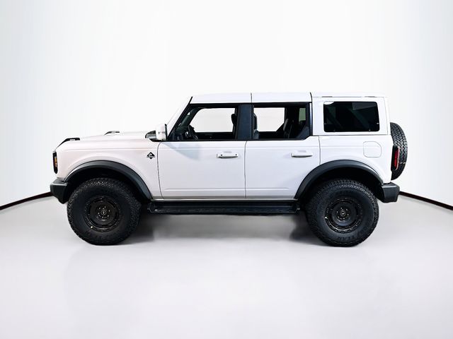 2025 Ford Bronco Outer Banks photo 3