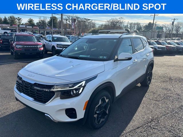 2024 Kia Seltos EX photo 2